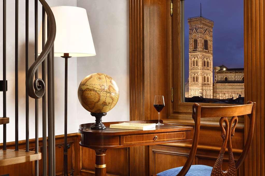 Palazzo Portinari Salviati Residenza D'Epoca Hotell Florens Rum bild